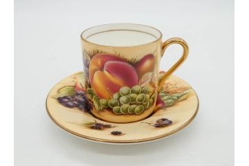 イギリス　EYNSLEY(エインズレイ)　オーチャードゴールド　食卓を彩る華やかなデミタスカップ&ソーサー6客セット(C&S、スティル・ライフ・フルーツ、洋食器、英国)(R-076817)