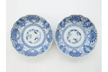 幕末期　古伊万里　輪花型　線描き　草花図　約15cm　4.9寸　手描きのあたたかみが魅力のなます皿2枚セット(中皿、和皿、和食器、四寸九分)(R-076820)