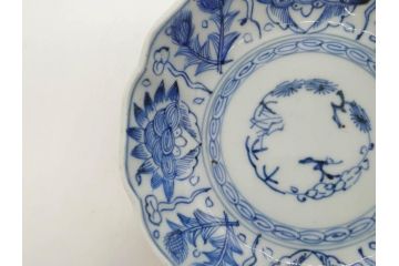 幕末期　古伊万里　輪花型　線描き　草花図　約15cm　4.9寸　手描きのあたたかみが魅力のなます皿2枚セット(中皿、和皿、和食器、四寸九分)(R-076820)