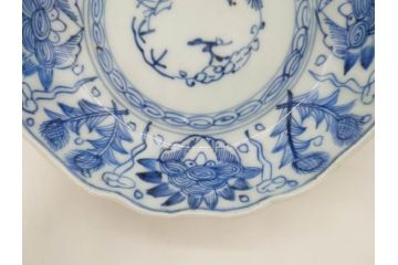 幕末期　古伊万里　輪花型　線描き　草花図　約15cm　4.9寸　手描きのあたたかみが魅力のなます皿2枚セット(中皿、和皿、和食器、四寸九分)(R-076820)