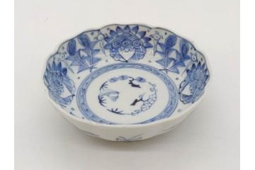幕末期　古伊万里　輪花型　線描き　草花図　約15cm　4.9寸　手描きのあたたかみが魅力のなます皿2枚セット(中皿、和皿、和食器、四寸九分)(R-076820)