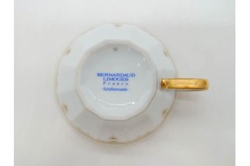 フランス　BERNARDAUD(ベルナルド)　LIMOGES(リモージュ)　気品あるデザインが魅力的なティーカップ&ソーサー8客セット(C&S、洋食器)(R-076821)