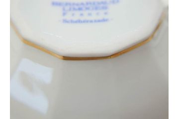 フランス　BERNARDAUD(ベルナルド)　LIMOGES(リモージュ)　気品あるデザインが魅力的なティーカップ&ソーサー8客セット(C&S、洋食器)(R-076821)