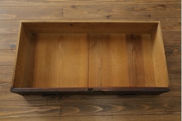 和製アンティーク　重厚!!　前面欅(ケヤキ)材　上杢　立派な金具の仙台箪笥ローボード(収納箪笥、衣装箪笥、時代箪笥、引き出し、ローチェスト、テレビ台、テレビボード)(R-076825)