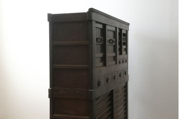 和製アンティーク　シックな雰囲気で重厚感のある六尺京水屋箪笥(水屋箪笥、収納棚、戸棚、キャビネット、食器棚)(R-076834)