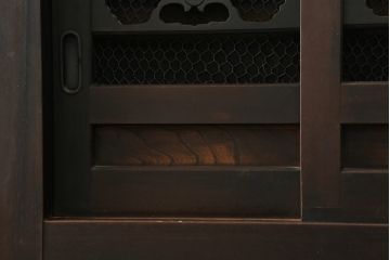 和製アンティーク　シックな雰囲気で重厚感のある六尺京水屋箪笥(水屋箪笥、収納棚、戸棚、キャビネット、食器棚)(R-076834)