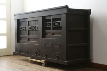 和製アンティーク　シックな雰囲気で重厚感のある京水屋箪笥サイドボード(水屋箪笥、収納棚、戸棚、サイドキャビネット、食器棚)(R-076835)