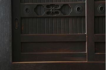 和製アンティーク　シックな雰囲気で重厚感のある京水屋箪笥サイドボード(水屋箪笥、収納棚、戸棚、サイドキャビネット、食器棚)(R-076835)