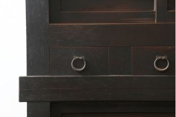 和製アンティーク　シックな雰囲気で重厚感のある京水屋箪笥サイドボード(水屋箪笥、収納棚、戸棚、サイドキャビネット、食器棚)(R-076835)