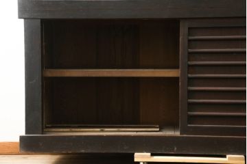 和製アンティーク　シックな雰囲気で重厚感のある京水屋箪笥サイドボード(水屋箪笥、収納棚、戸棚、サイドキャビネット、食器棚)(R-076836)