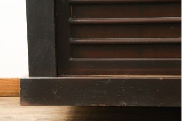 和製アンティーク　シックな雰囲気で重厚感のある京水屋箪笥サイドボード(水屋箪笥、収納棚、戸棚、サイドキャビネット、食器棚)(R-076836)