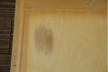 中古　美品　横浜クラシック家具　ダニエル(daniel)　アーリーアメリカンシリーズ　A-204　クラシカルな雰囲気のお部屋づくりにおすすめなチャイナキャビネット　(R-076840)