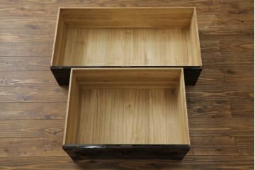 和製アンティーク　美品!!　激レア　特注品　立派な上手金具が存在感を放つ庄内箪笥(重ね箪笥、時代箪笥、和たんす、整理たんす、収納タンス、衣装タンス、引き出し)(R-076843)