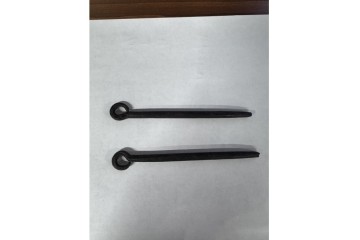 和製アンティーク　美品!!　激レア　特注品　立派な上手金具が存在感を放つ庄内箪笥　(R-076843)