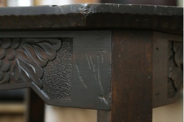 和製ヴィンテージ　軽井沢彫り　葡萄の彫刻が可愛らしいコーヒーテーブル　(R-076849)