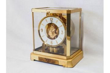 スイス　JAEGER-LECOULTRE(ジャガー・ルクルト)　ATMOS(アトモス)　METAL CALIBER 528-8　空気で動く!置時計(空気時計、ガス、半永久)(R-076853)