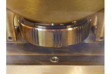 スイス　JAEGER-LECOULTRE(ジャガー・ルクルト)　ATMOS(アトモス)　METAL CALIBER 528-8　空気で動く!置時計(空気時計、ガス、半永久)(R-076853)