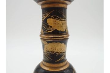 金の松の図が見事な小鼓(金蒔絵、つづみ、鼓胴、革一組2枚、調緒、横調べ、縦調べ、小締、和楽器、打楽器、雅楽、能楽)(R-076855)