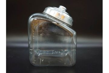 アンティーク雑貨　アルミ蓋　駄菓子屋さんにあるような昔懐かしいガラス瓶(菓子瓶、ガラスビン、硝子、キャニスター、フタ付き、小物入れ、ディスプレイ雑貨、古道具、店舗什器)(R-076857)