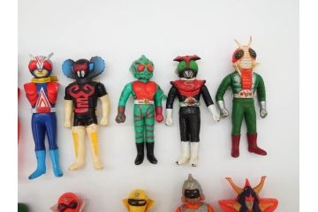 当時物　グレートマジンガー　ゴレンジャー　ロボコン　ウルトラマン　仮面ライダー　ジャッカー電撃隊　フランダースの犬　ソフビ25点セット(円谷プロ、ポピー、石森プロ、タツノコプロ、東映、フィギュア、人形、置物)(R-076867)