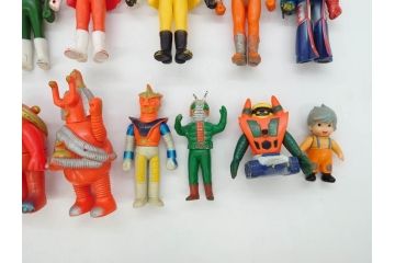 当時物　グレートマジンガー　ゴレンジャー　ロボコン　ウルトラマン　仮面ライダー　ジャッカー電撃隊　フランダースの犬　ソフビ25点セット(円谷プロ、ポピー、石森プロ、タツノコプロ、東映、フィギュア、人形、置物)(R-076867)