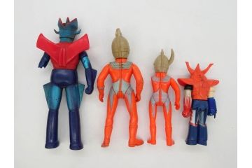 当時物　グレートマジンガー　ゴレンジャー　ロボコン　ウルトラマン　仮面ライダー　ジャッカー電撃隊　フランダースの犬　ソフビ25点セット(円谷プロ、ポピー、石森プロ、タツノコプロ、東映、フィギュア、人形、置物)(R-076867)