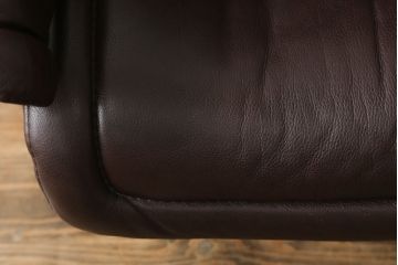 中古　EKORNES(エコーネス)　ロイヤルシリーズ　極上のくつろぎの時間を演出するストレスレスチェア+オットマンのセット(クラシックベース、アームチェア、リクライニングチェア、椅子、イス、1人掛けソファ、1Pソファ、フットスツール、北欧)(R-076877)
