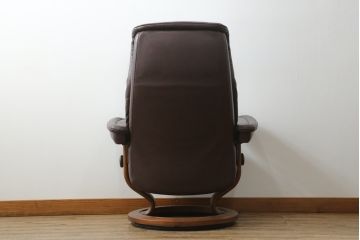 中古　EKORNES(エコーネス)　ロイヤルシリーズ　極上のくつろぎの時間を演出するストレスレスチェア+オットマンのセット(クラシックベース、アームチェア、リクライニングチェア、椅子、イス、1人掛けソファ、1Pソファ、フットスツール、北欧)(R-076877)