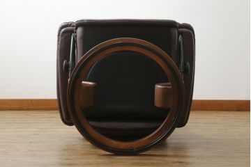 中古　EKORNES(エコーネス)　ロイヤルシリーズ　極上のくつろぎの時間を演出するストレスレスチェア+オットマンのセット(クラシックベース、アームチェア、リクライニングチェア、椅子、イス、1人掛けソファ、1Pソファ、フットスツール、北欧)(R-076877)