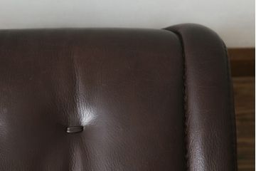 中古　EKORNES(エコーネス)　ロイヤルシリーズ　極上のくつろぎの時間を演出するストレスレスチェア+オットマンのセット(クラシックベース、アームチェア、リクライニングチェア、椅子、イス、1人掛けソファ、1Pソファ、フットスツール、北欧)(R-076877)