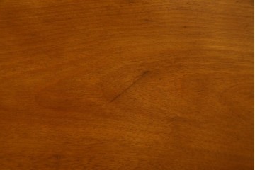 中古　横浜ダニエル(daniel)　アーリーアメリカンシリーズ　気品漂うデザインが魅力のA-102型和タンス　定価約150万円　(R-076878)