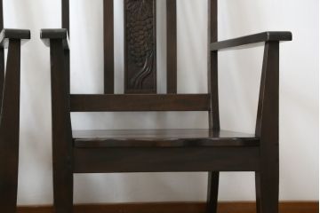 和製ビンテージ　軽井沢彫り　和モダンな佇まいが魅力的な低座アームチェア2脚セット(板座チェア、ダイニングチェア、低座椅子、低座イス、ヴィンテージ)(R-076881)