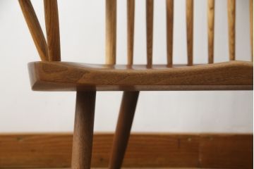 和製ヴィンテージ　小田急ハルク購入　ジョージナカシマ　LOUNGE ARM(ラウンジアーム)　One Arm(ワンアーム、片肘)　CN103　当時のパンフレット付き!!モダンに洗練された右アーム付きラウンジチェア(ジョージ・ナカシマ、アームチェア、イス、椅子、板座チェア、ビンテージ)(R-076882)