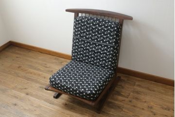 和製ヴィンテージ　小田急ハルク購入　ジョージナカシマ　CN109　CONOID CUSHION　レトロな柄のファブリックが和の雰囲気を高めるコノイドクッションチェア(ジョージ・ナカシマ、リラックスチェア、一人掛けソファ、1Pソファ、椅子、イス、ビンテージ)(R-076883)