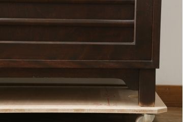 中古　九州民芸家具　和モダンな空間づくりにおすすめ! 舞良戸付きの大振りな下駄箱(シューズボックス、収納棚、戸棚)(R-076886)