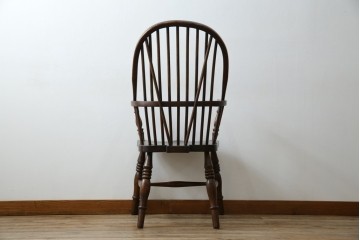 イギリスアンティーク　エルム材　美しい木目が魅力的なダブルボウバックウインザーアームチェア　(R-076887)