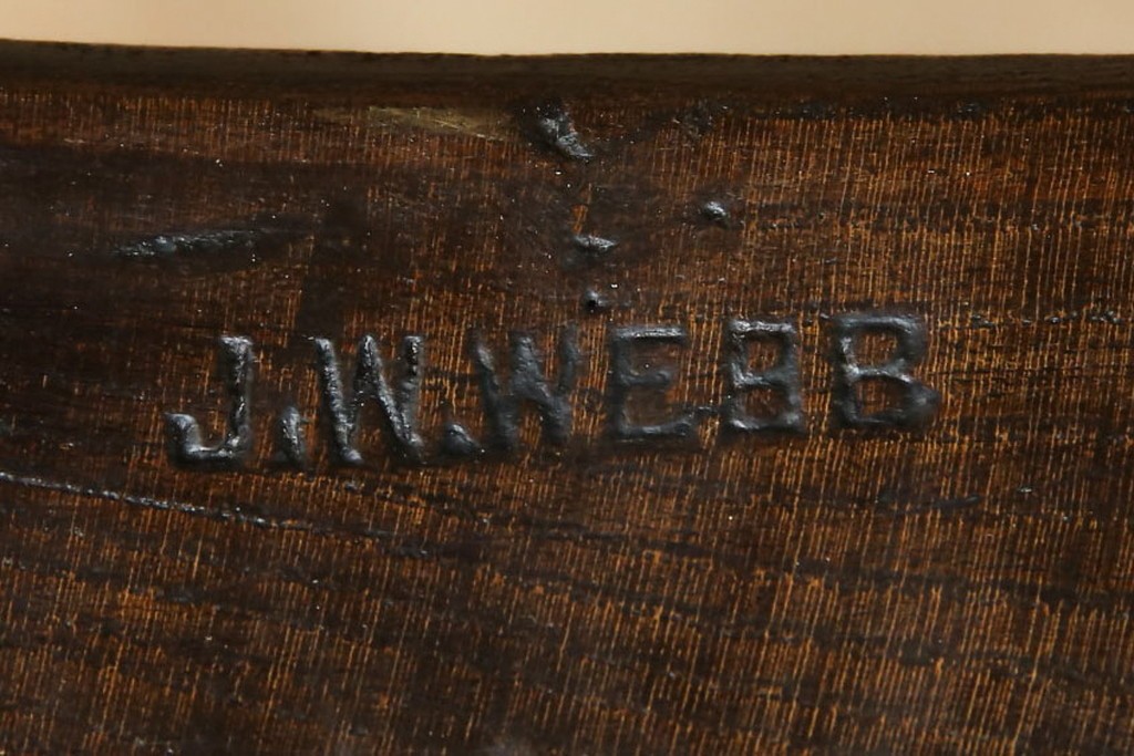 イギリスアンティーク　エルム材　美しい木目が魅力的なダブルボウバックウインザーアームチェア　(R-076887)