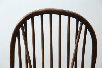 イギリスアンティーク　エルム材　美しい木目が魅力的なダブルボウバックウインザーアームチェア　(R-076887)