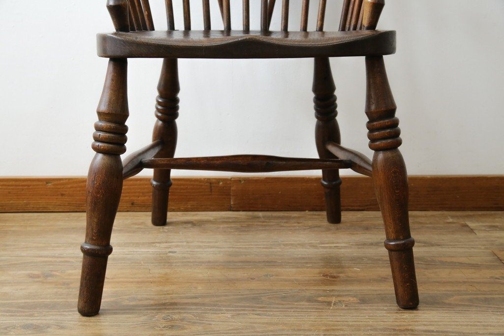 イギリスアンティーク　エルム材　美しい木目が魅力的なダブルボウバックウインザーアームチェア　(R-076887)