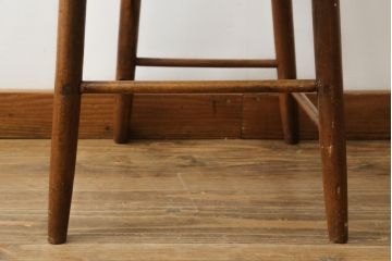 イギリスアンティーク　エルム材　バーチ材　シンプルなデザインが魅力的なチャイルドチェア(キッズチェア、アームチェア、ダイニングチェア、板座チェア、ベビーチェア、こども椅子、子どもイス)(R-076888)