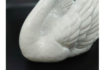 スペイン　リヤドロ　LLADRO　白鳥　フィギュリン(箱なし、陶器人形、置物、オブジェ、スワン、Swan)(R-076902)