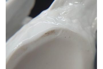 スペイン　リヤドロ　LLADRO　白鳥　フィギュリン(箱なし、陶器人形、置物、オブジェ、スワン、Swan)(R-076902)