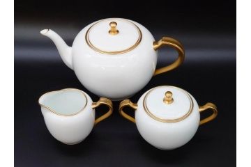 大倉陶園(OKURA、OAC)　オールド大倉　ゴールドライン　シンプルな中にも気品が溢れるティーポット&シュガーポット&クリーマー3点セット(ミルクジャー、ミルクポット、ボンボン入れ、洋食器、白磁、金彩)(R-076904)