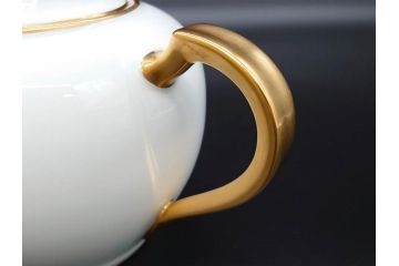 大倉陶園(OKURA、OAC)　オールド大倉　ゴールドライン　シンプルな中にも気品が溢れるティーポット&シュガーポット&クリーマー3点セット(ミルクジャー、ミルクポット、ボンボン入れ、洋食器、白磁、金彩)(R-076904)