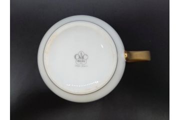 大倉陶園(OKURA、OAC)　オールド大倉　ゴールドライン　シンプルな中にも気品が溢れるティーポット&シュガーポット&クリーマー3点セット(ミルクジャー、ミルクポット、ボンボン入れ、洋食器、白磁、金彩)(R-076904)