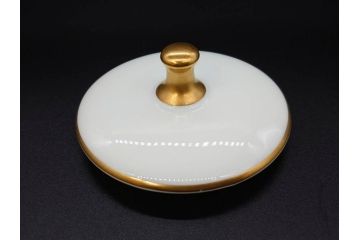 大倉陶園(OKURA、OAC)　オールド大倉　ゴールドライン　シンプルな中にも気品が溢れるティーポット&シュガーポット&クリーマー3点セット(ミルクジャー、ミルクポット、ボンボン入れ、洋食器、白磁、金彩)(R-076904)