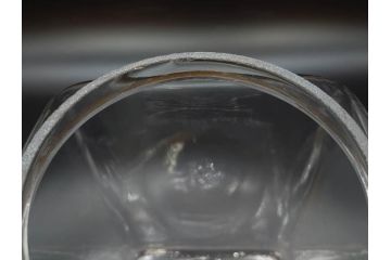 アンティーク雑貨　当時物　デッドストック　アルミ蓋　シンプルで使い勝手のよいガラス瓶2点セット(角型、角瓶、キャニスター、ガラスビン、菓子瓶、硝子、フタ付き、小物入れ、ディスプレイ雑貨、古道具、店舗什器)(R-076910)
