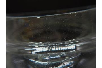 アンティーク雑貨　当時物　デッドストック　アルミ蓋　シンプルで使い勝手のよいガラス瓶2点セット(角型、角瓶、キャニスター、ガラスビン、菓子瓶、硝子、フタ付き、小物入れ、ディスプレイ雑貨、古道具、店舗什器)(R-076910)