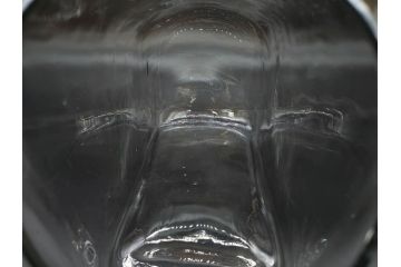 アンティーク雑貨　当時物　アルミ蓋　独特なフォルムが魅力のガラス瓶(ガラスビン、菓子瓶、硝子、フタ付き、小物入れ、ディスプレイ雑貨、古道具、店舗什器、駄菓子屋さん)(R-076911)