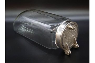 アンティーク雑貨　色々な用途があるガラス瓶(ガラスビン、菓子瓶、たばこ瓶、タバコ瓶)(R-076912)